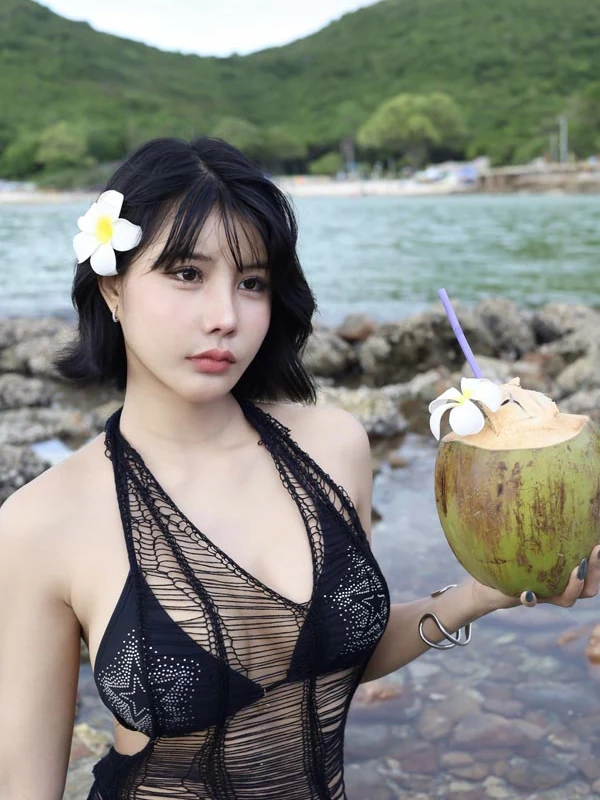 เมเม่ portrait 5