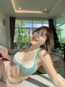 Pploymuayy พลอยหมวย